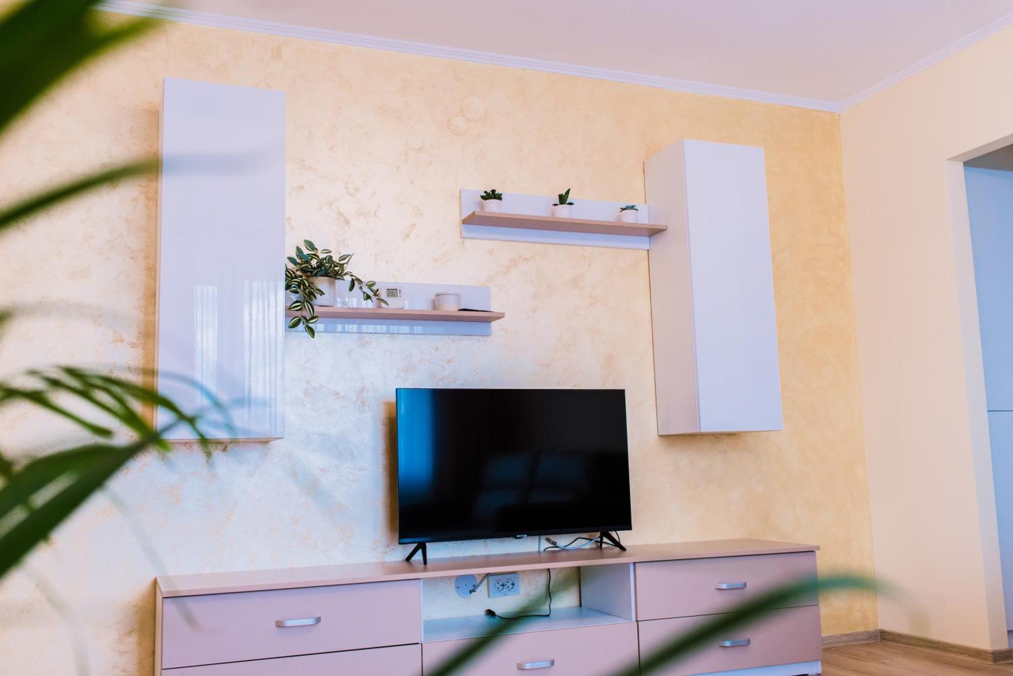 Central White Apartment 사투마레 외부 사진