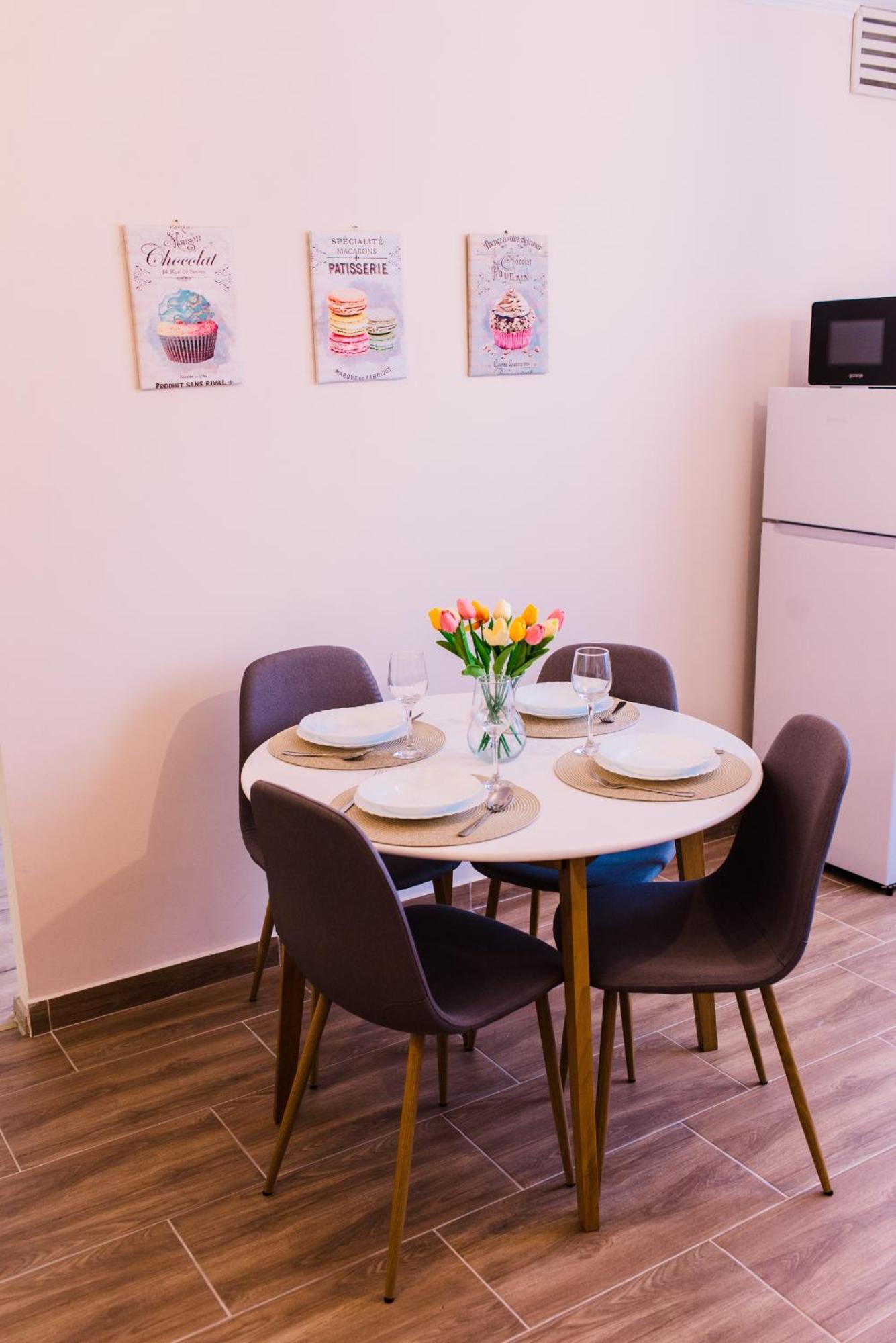 Central White Apartment 사투마레 외부 사진