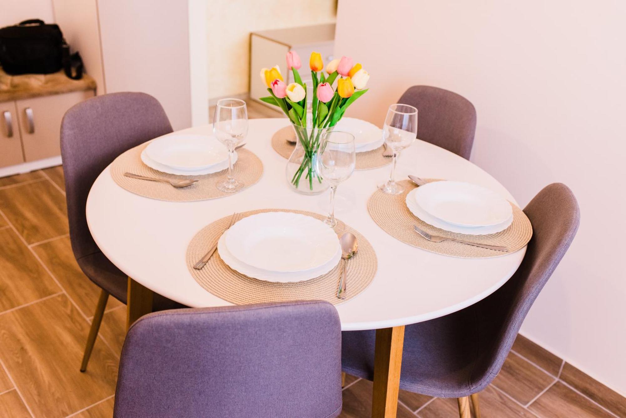 Central White Apartment 사투마레 외부 사진